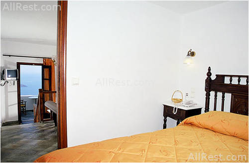 Ira Hotel 22